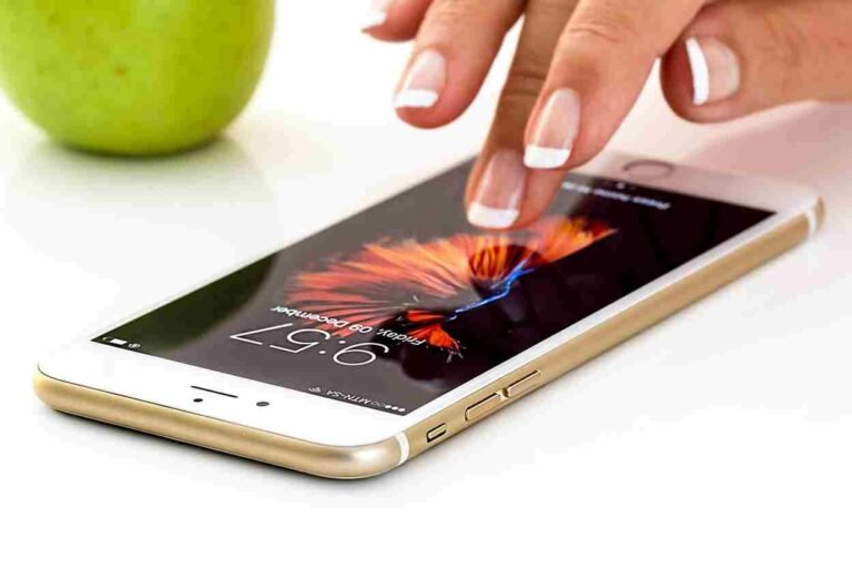 Best Smartphones in 2025 The Ultimate Guide for Buyers